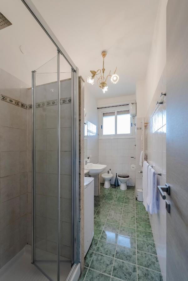 Residenza Eres Eur Apartment Рим Екстериор снимка
